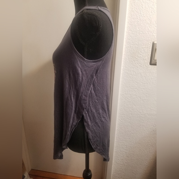 Midnight hour Skull tank! Brand new! - Picture 2 of 6